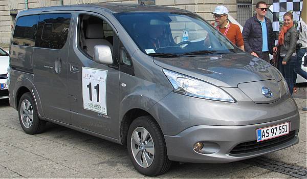 Nissan Evalia