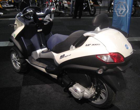 Piaggio hybrid